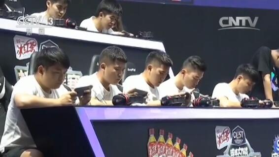 In the first half of the year, more than 100 large and medium-sized e-sports events were held in China.